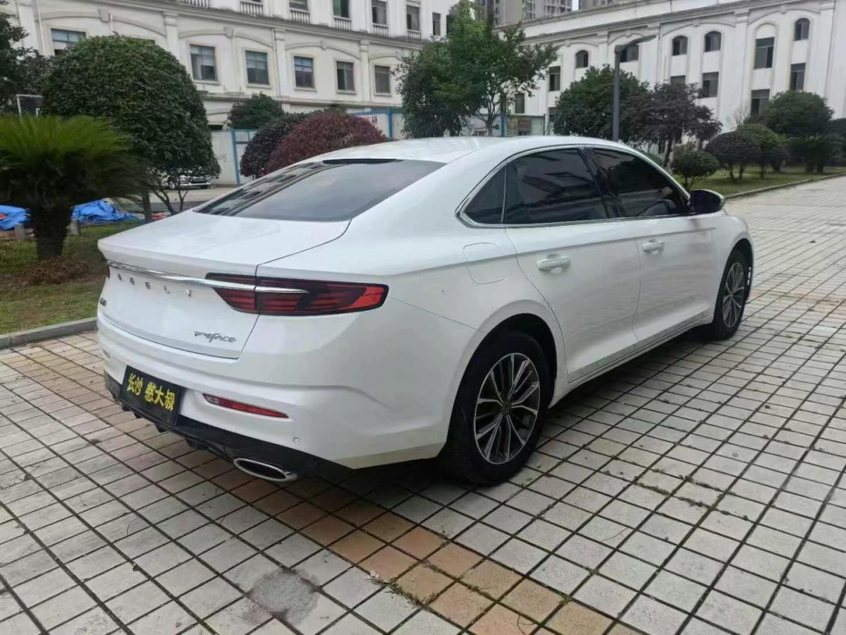 吉利 繽越新能源  2022款 1.5T ePro 85KM星耀版圖片