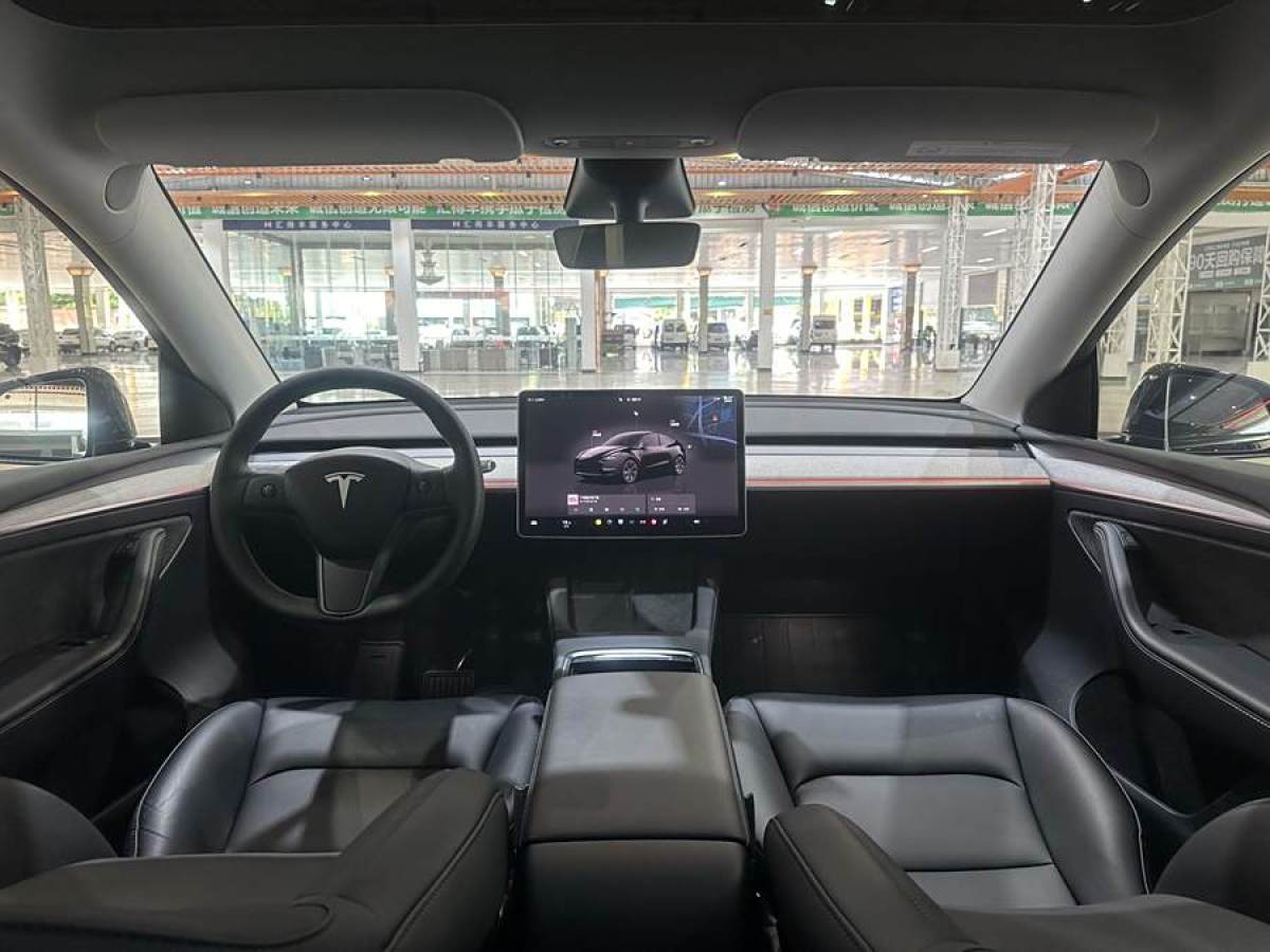 特斯拉 Model 3  2023款 長續(xù)航煥新版 雙電機(jī)全輪驅(qū)動圖片