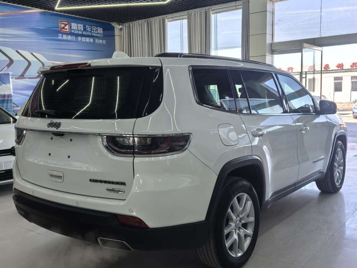 Jeep 指揮官  2018款 2.0T 兩驅(qū)進(jìn)享版圖片