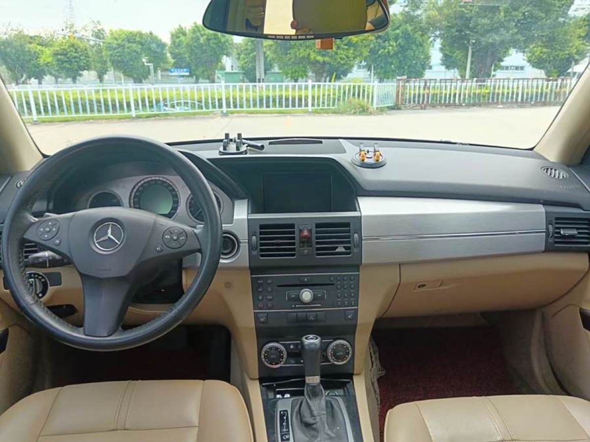 奔馳 奔馳GLK級(jí)  2010款 GLK 300 4MATIC 時(shí)尚型圖片