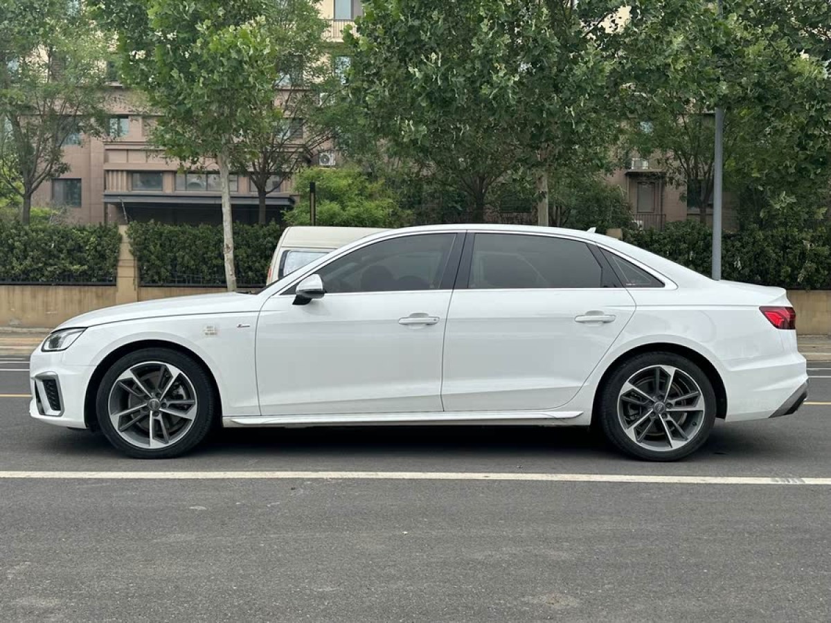 奧迪 奧迪A4L  2020款 40 TFSI 時(shí)尚動(dòng)感型圖片
