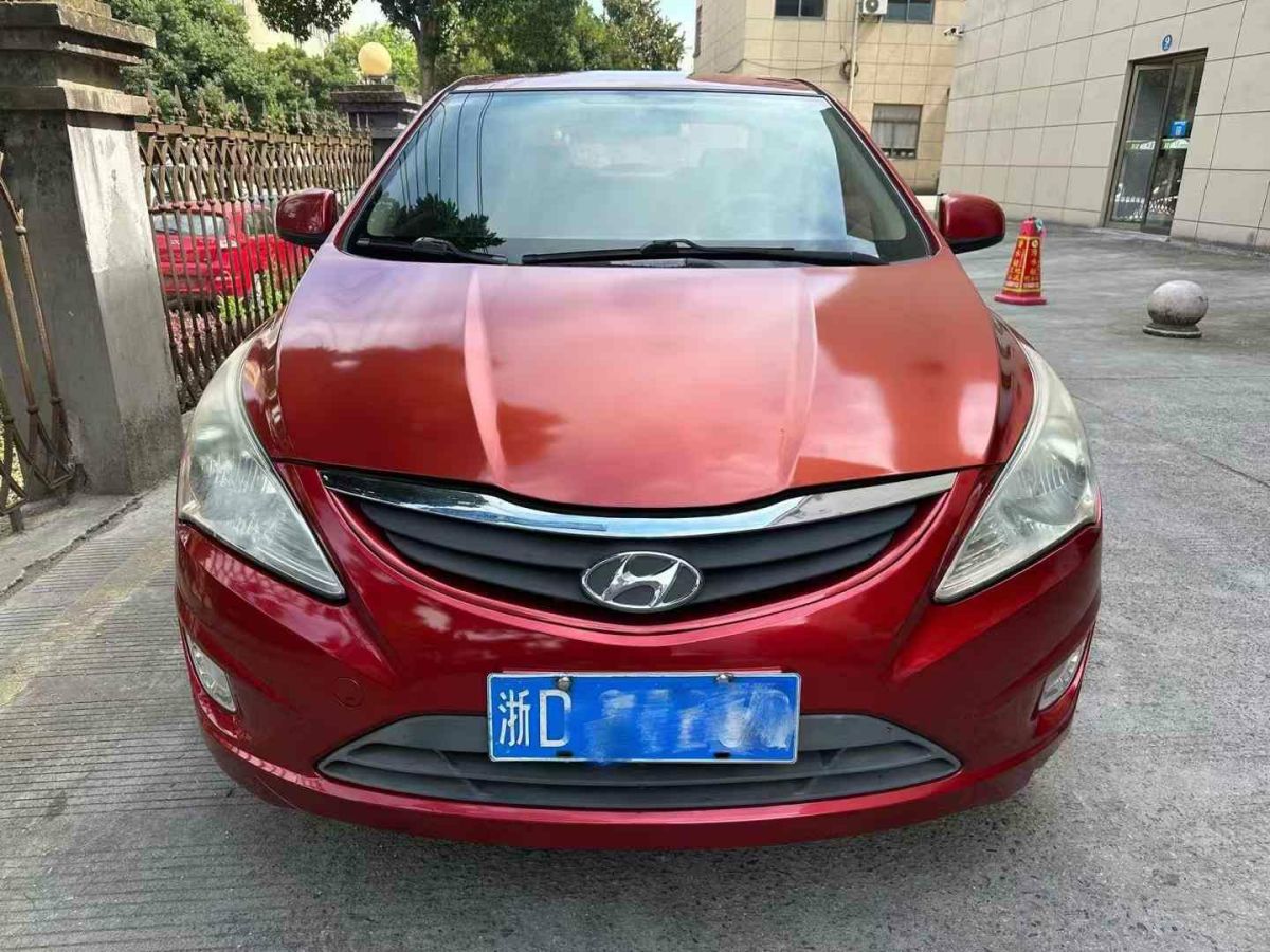 現(xiàn)代 瑞納  2011款 1.4 GT 時尚型圖片