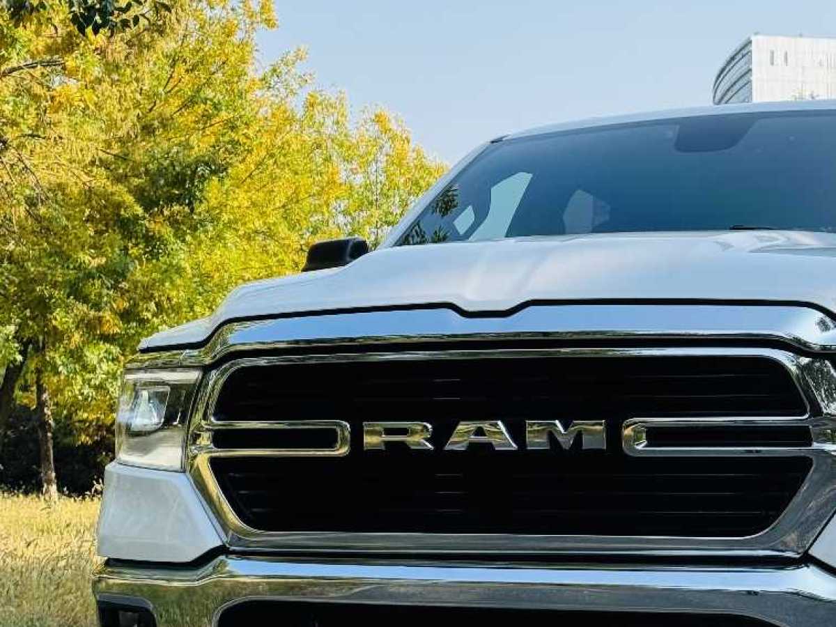 2020年3月道奇 Ram  2011款 1500 Laramie