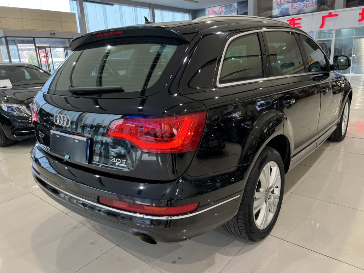 奧迪 奧迪Q7  2013款 35 TFSI 技術(shù)型圖片