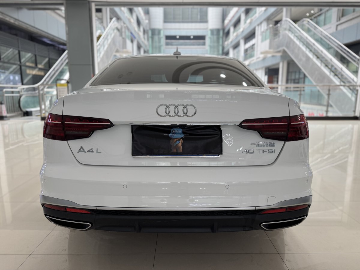 奧迪 奧迪A4L  2023款 40 TFSI 時(shí)尚動感型圖片