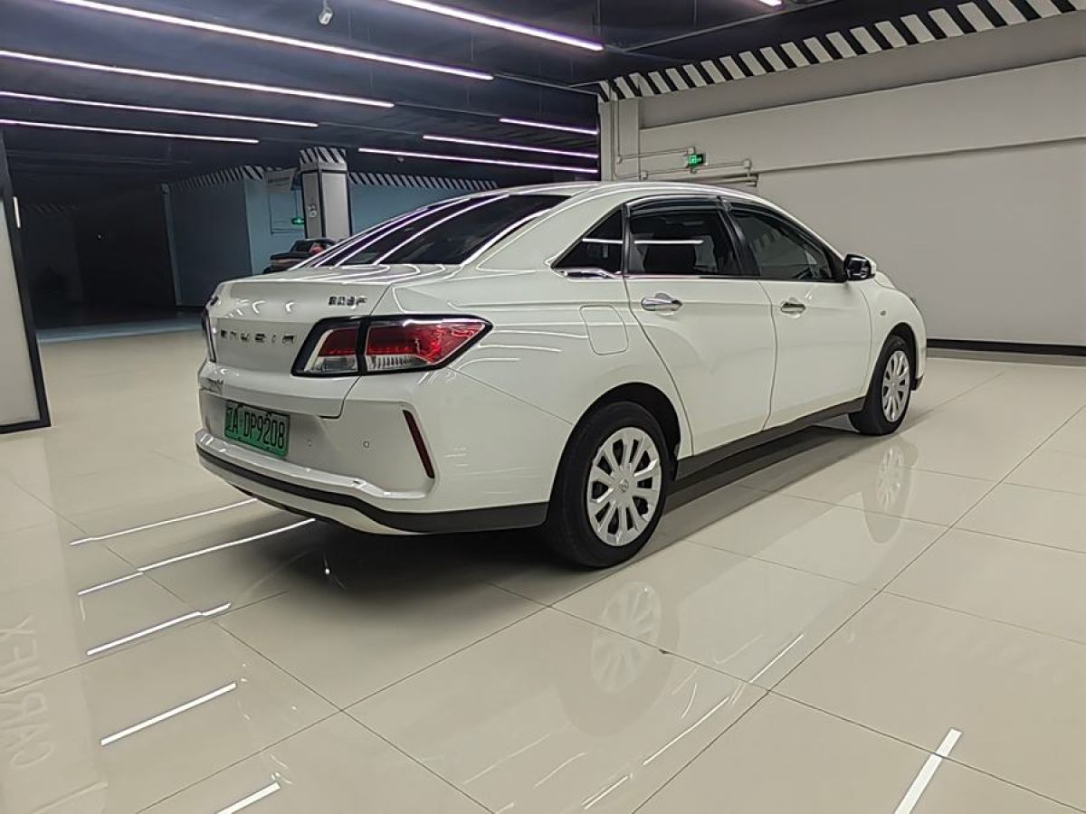 啟辰 D60EV  2020款 標(biāo)準(zhǔn)續(xù)航智享版圖片