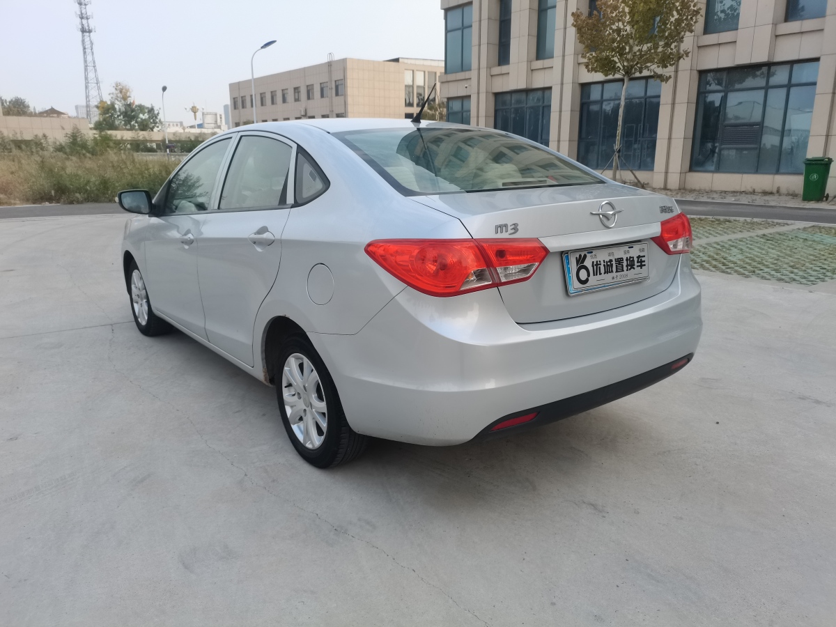 海馬 M3  2014款 1.5L 手動標(biāo)準(zhǔn)型圖片