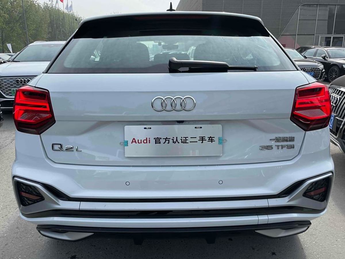 奧迪 奧迪Q2L  2022款 35 TFSI 豪華動感型圖片