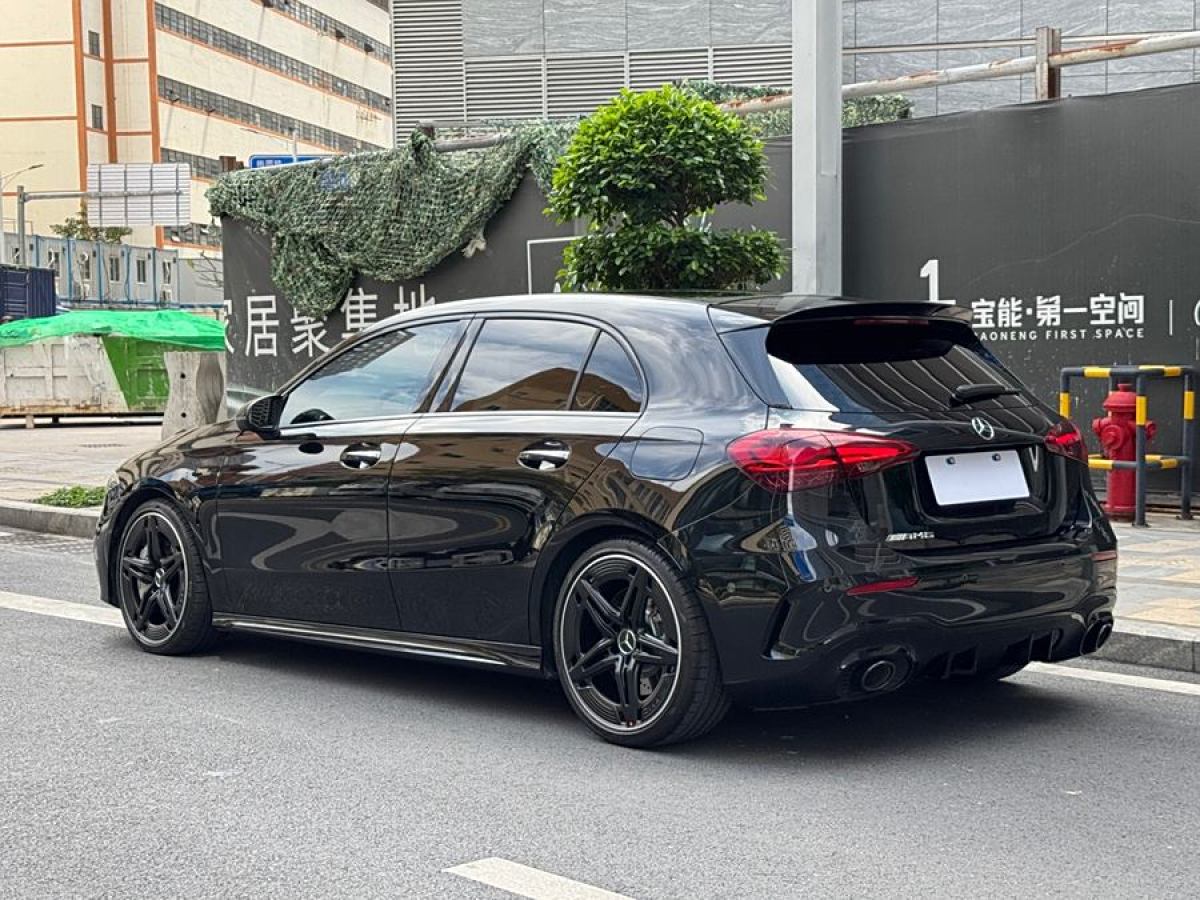 2024年5月奔馳 奔馳A級(jí)AMG  2024款 改款 AMG A 35 4MATIC