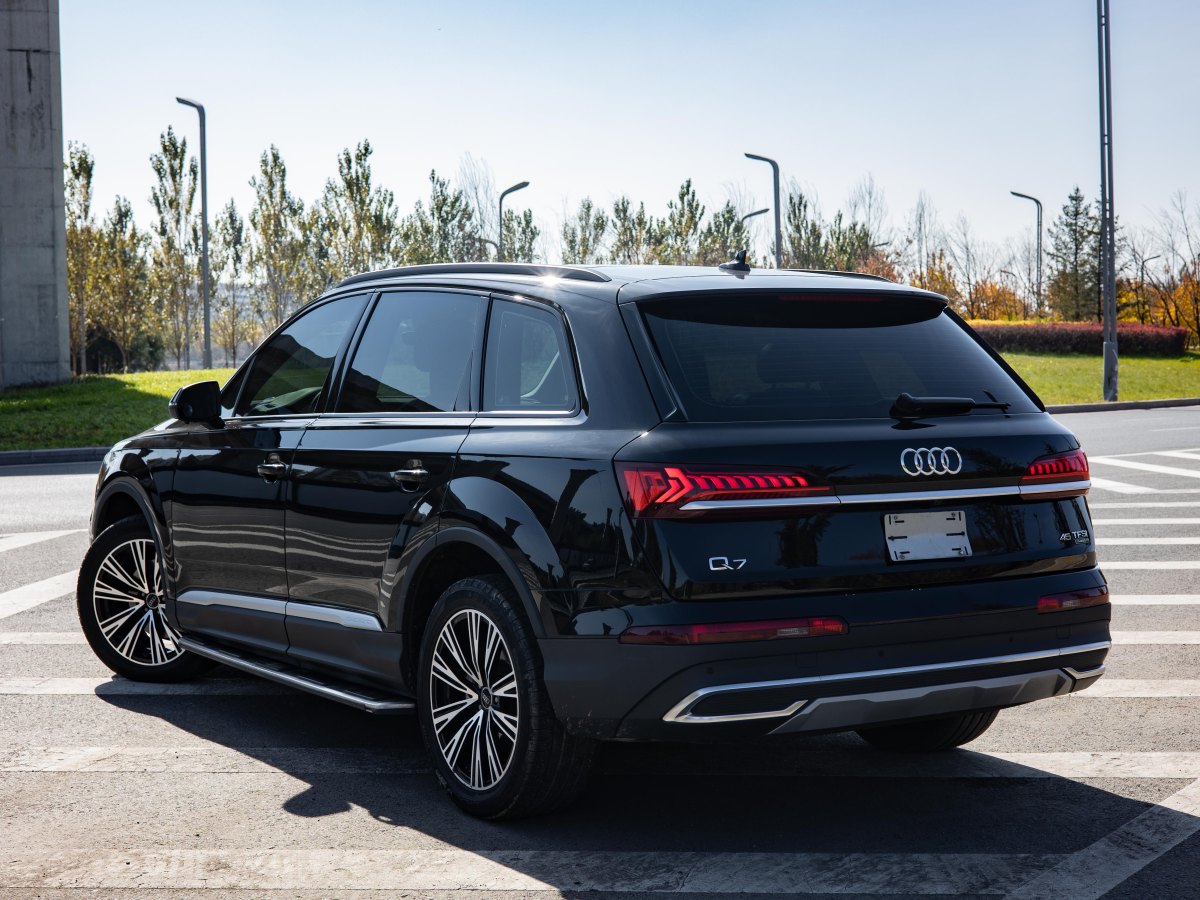 奧迪 奧迪Q7  2014款 Q7 中東版圖片