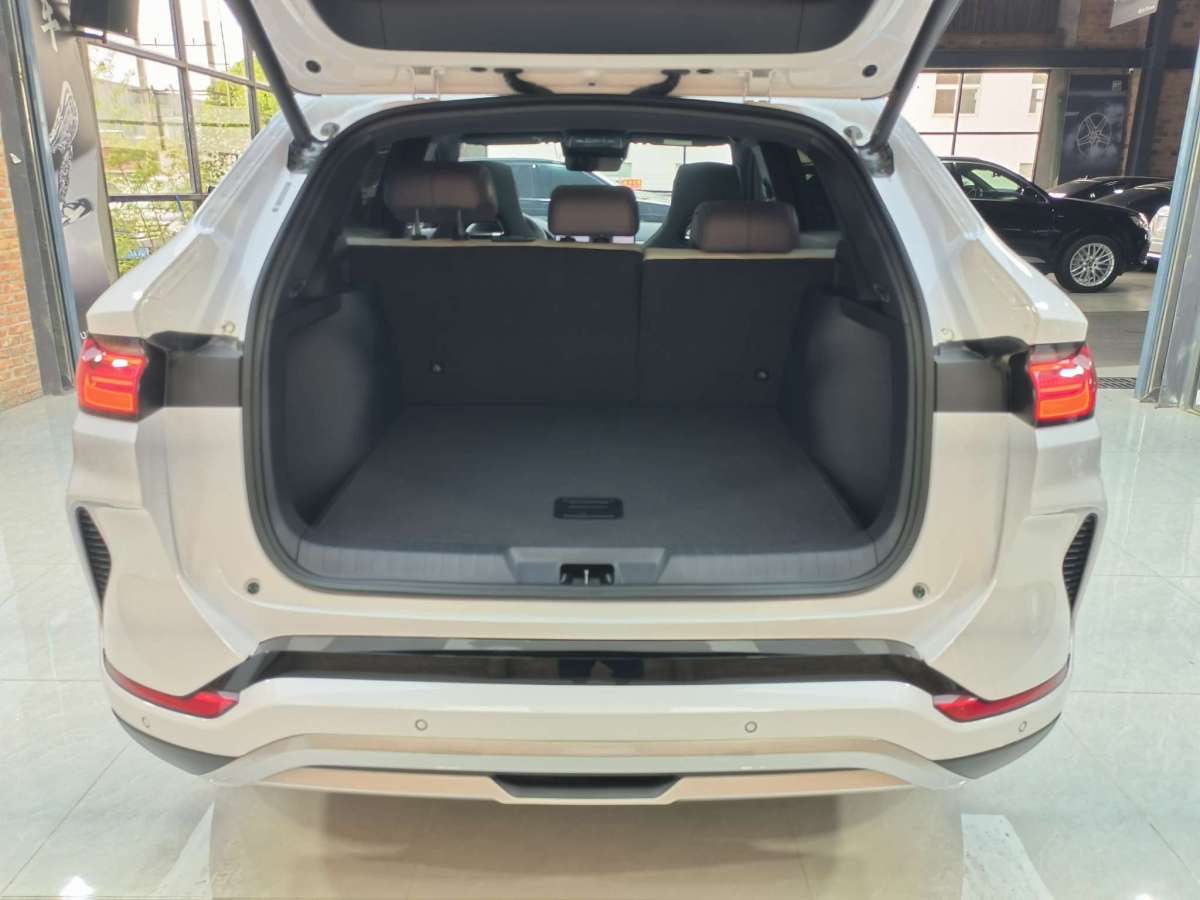 比亞迪 宋PLUS新能源  2025款 EV 605km 旗艦型圖片