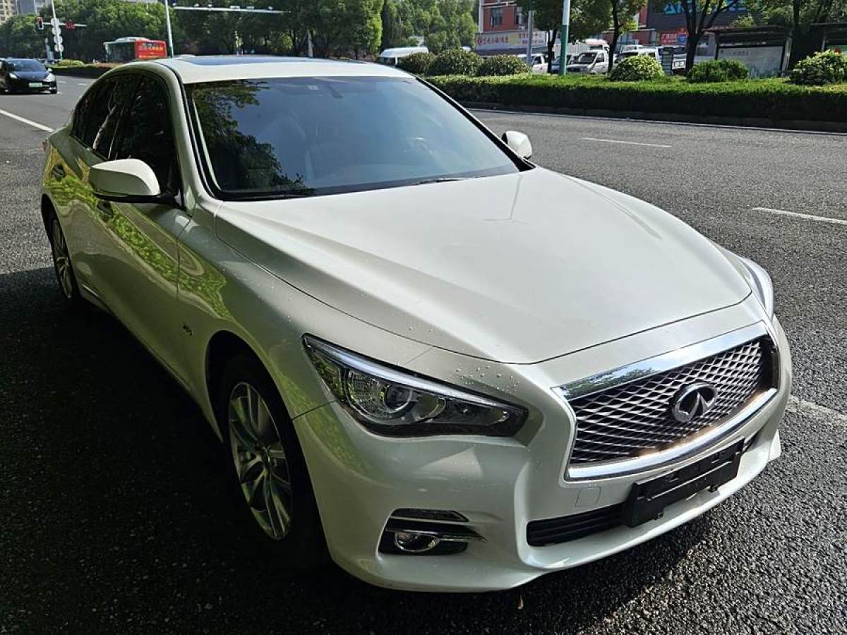 英菲尼迪 Q50L  2015款 2.0T 舒適版圖片