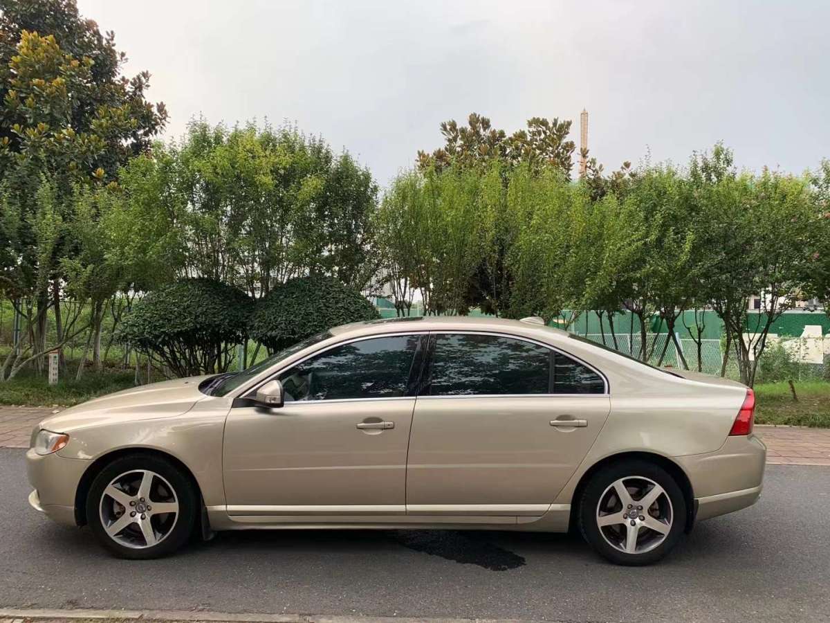 沃爾沃 S80L  2011款 2.0T 智雅版圖片