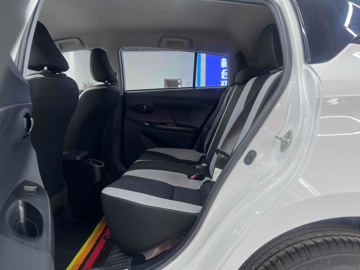 豐田 YARiS L 致炫  2020款 1.5L CVT領(lǐng)先版圖片