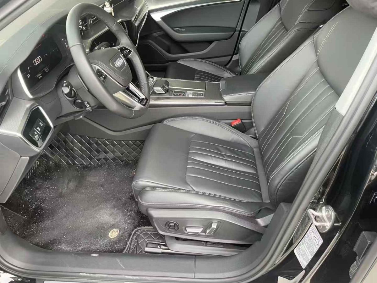 奧迪 奧迪A6L  2024款 40 TFSI 豪華動感型圖片