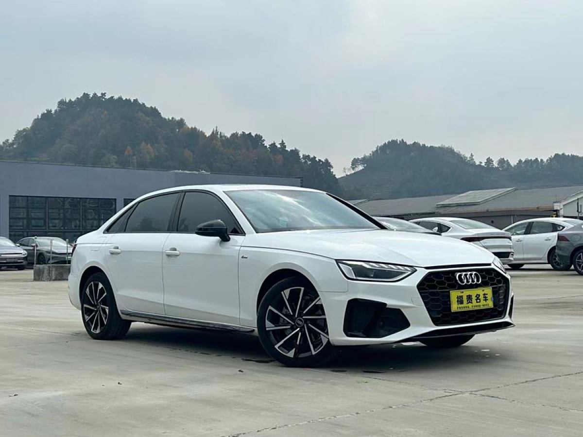 奧迪 奧迪A4L  2023款 40 TFSI 豪華動(dòng)感型圖片