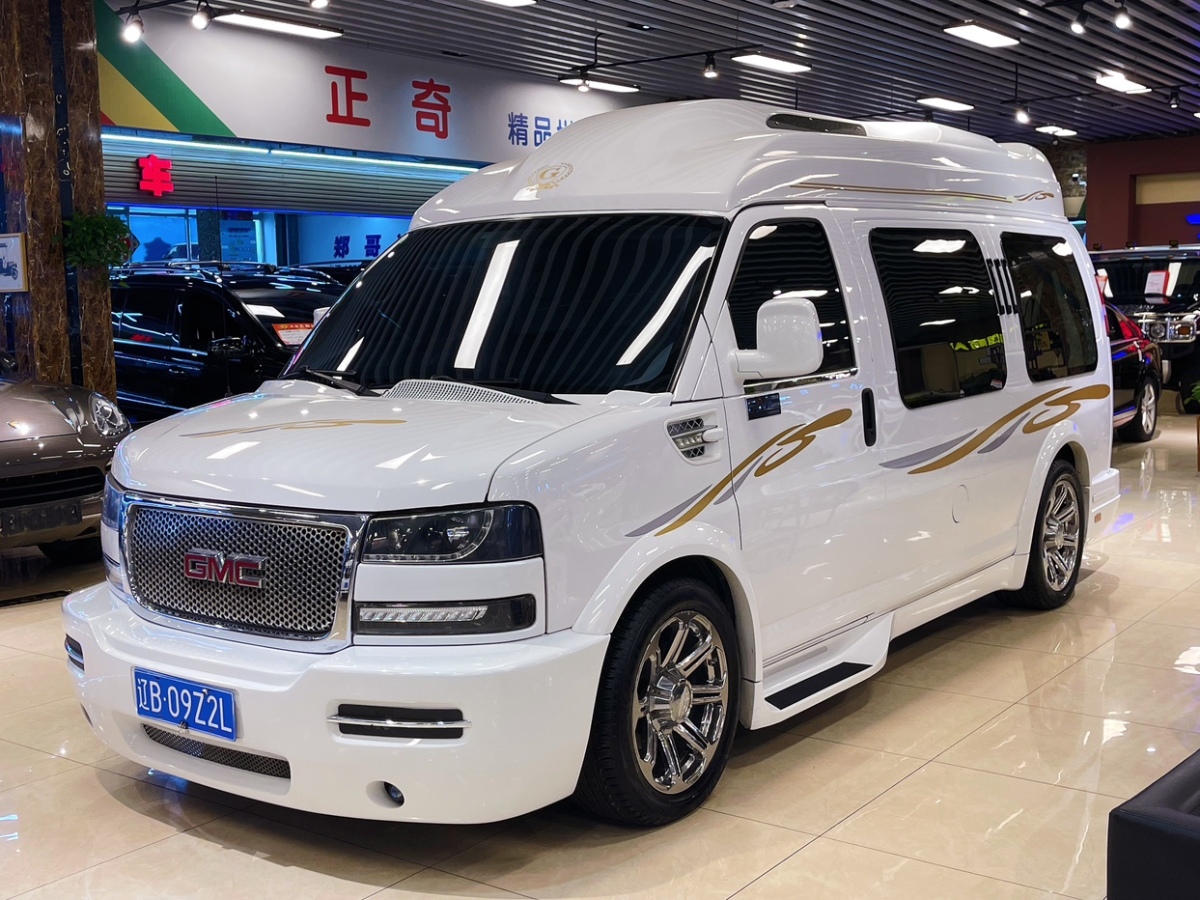 GMC SAVANA  2014款 5.3L 四驅(qū)領(lǐng)袖版圖片