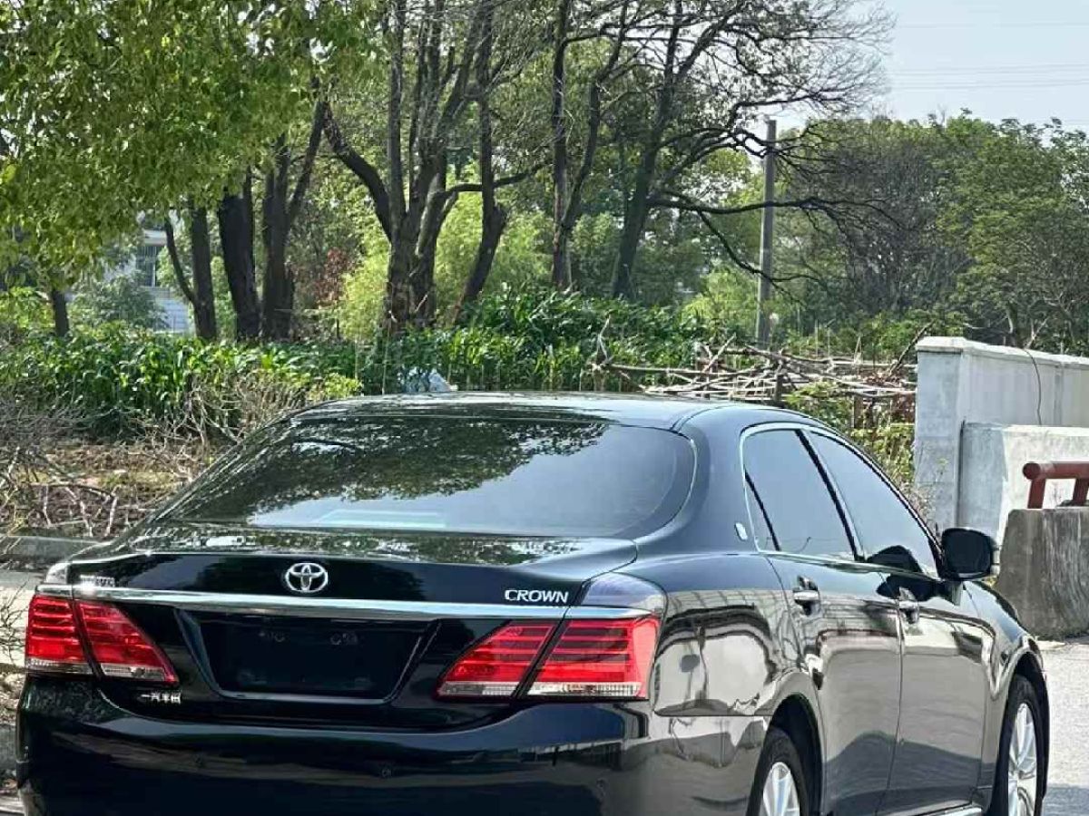 豐田 皇冠 圖片