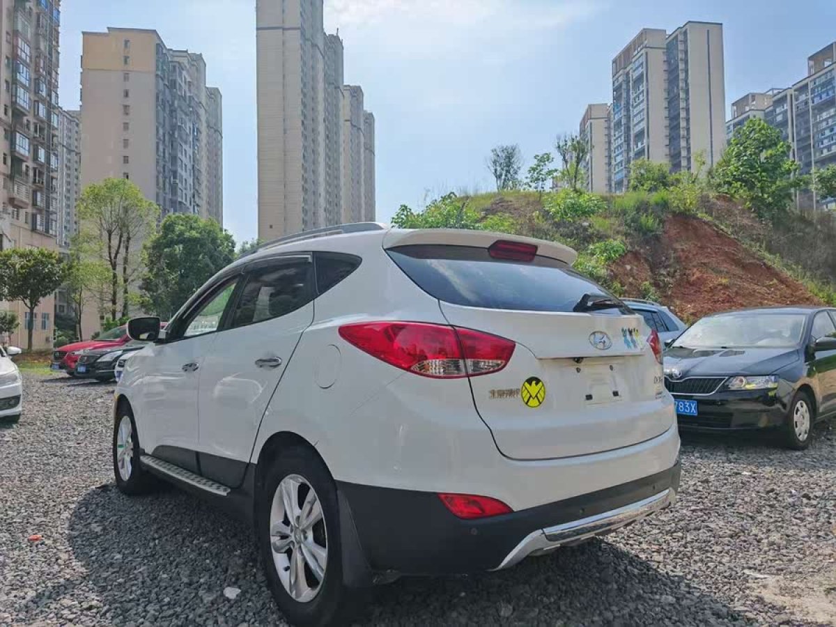 現(xiàn)代 ix35  2013款 2.0L 自動兩驅(qū)舒適型GL 國IV圖片