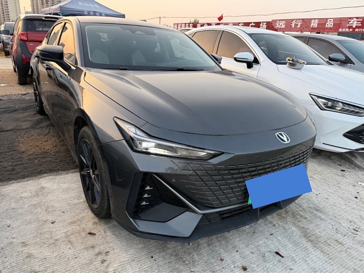 長(zhǎng)安 長(zhǎng)安UNI-V 智電iDD  2023款 智電iDD 1.5T 113km智酷型圖片