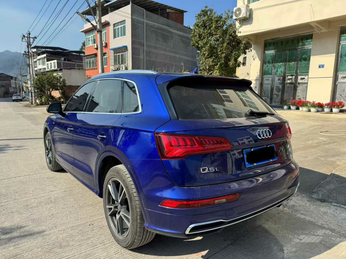 奧迪 奧迪Q3  2020款 35 TFSI 時尚動感型圖片