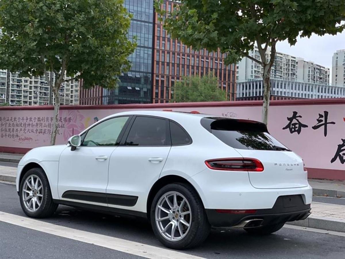 保時(shí)捷 Macan  2014款 Macan 2.0T圖片