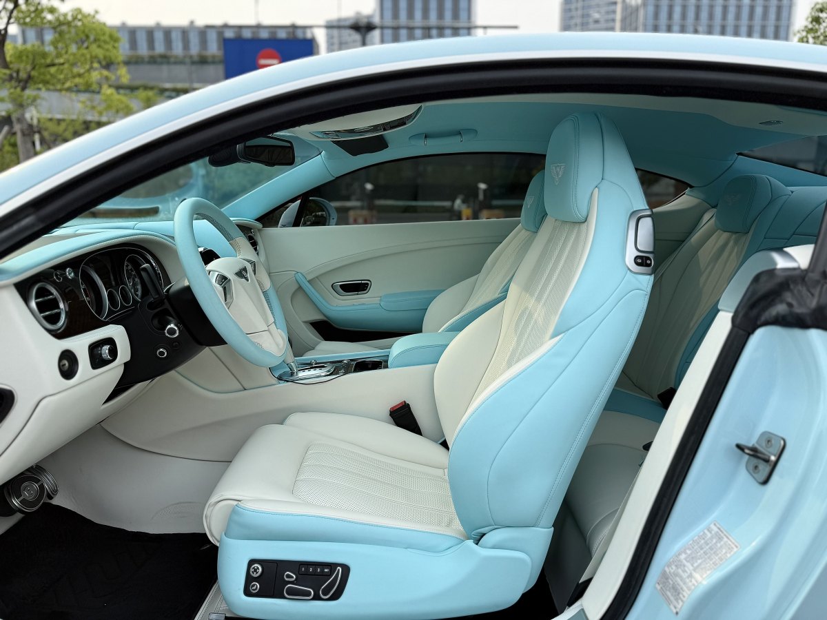 賓利 歐陸  2012款 4.0T GT V8圖片