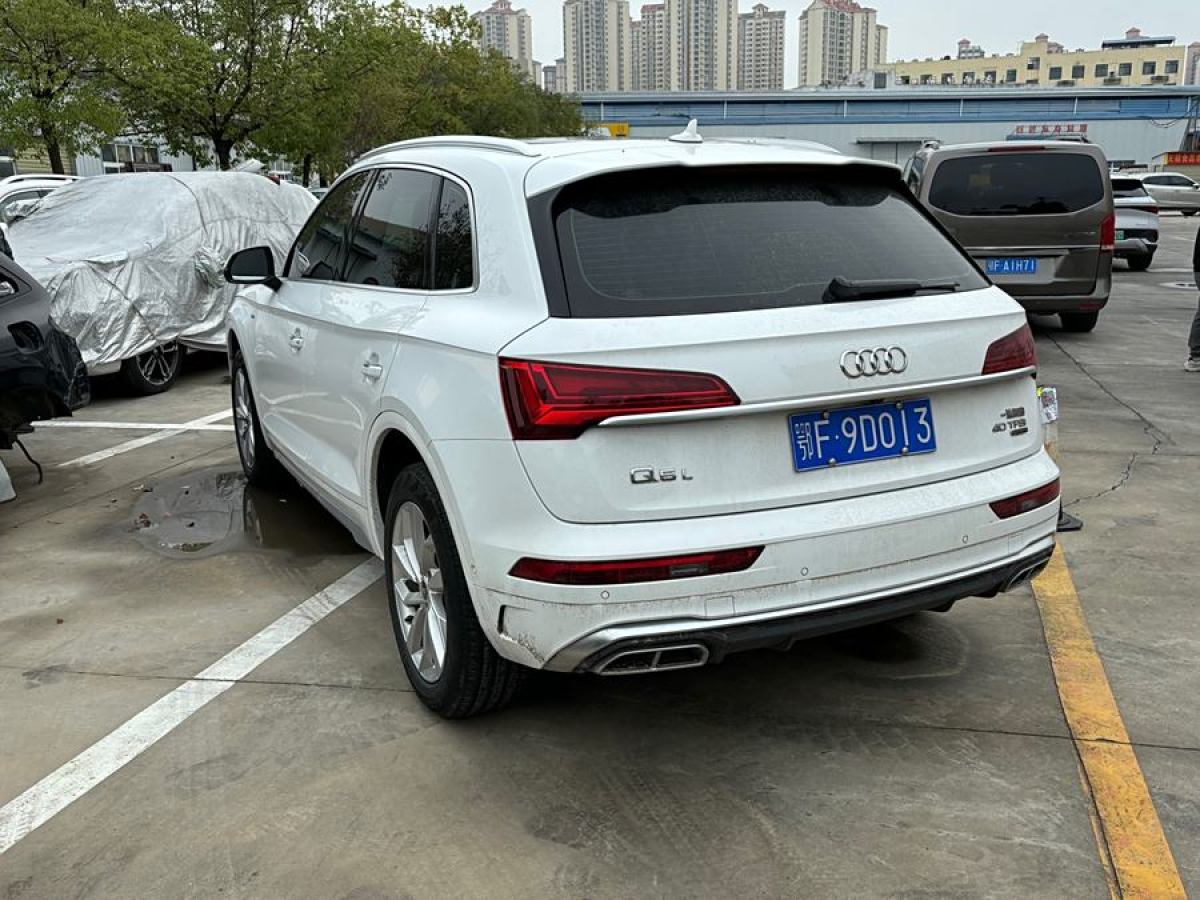 2021年12月奧迪 奧迪Q5L  2021款 40 TFSI 時尚致雅型