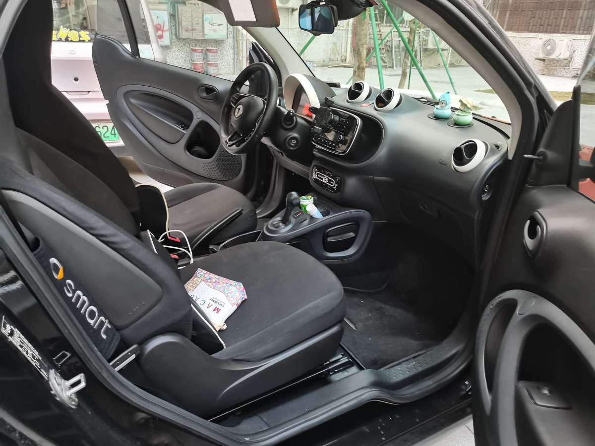 smart fortwo  2015款 1.0L 52千瓦硬頂靈動版圖片