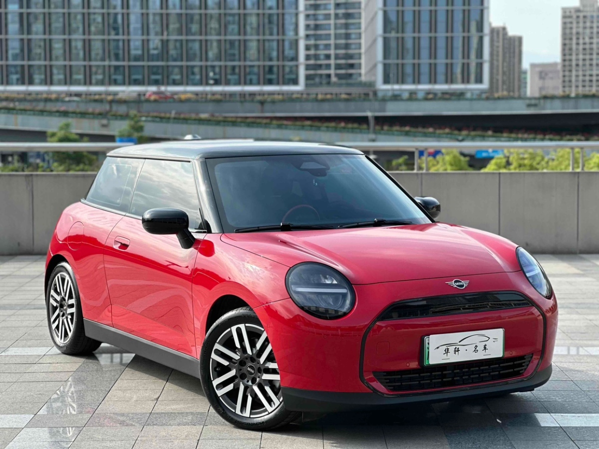 MINI 電動MINI COOPER  2025款 456km COOPER E 經典派圖片