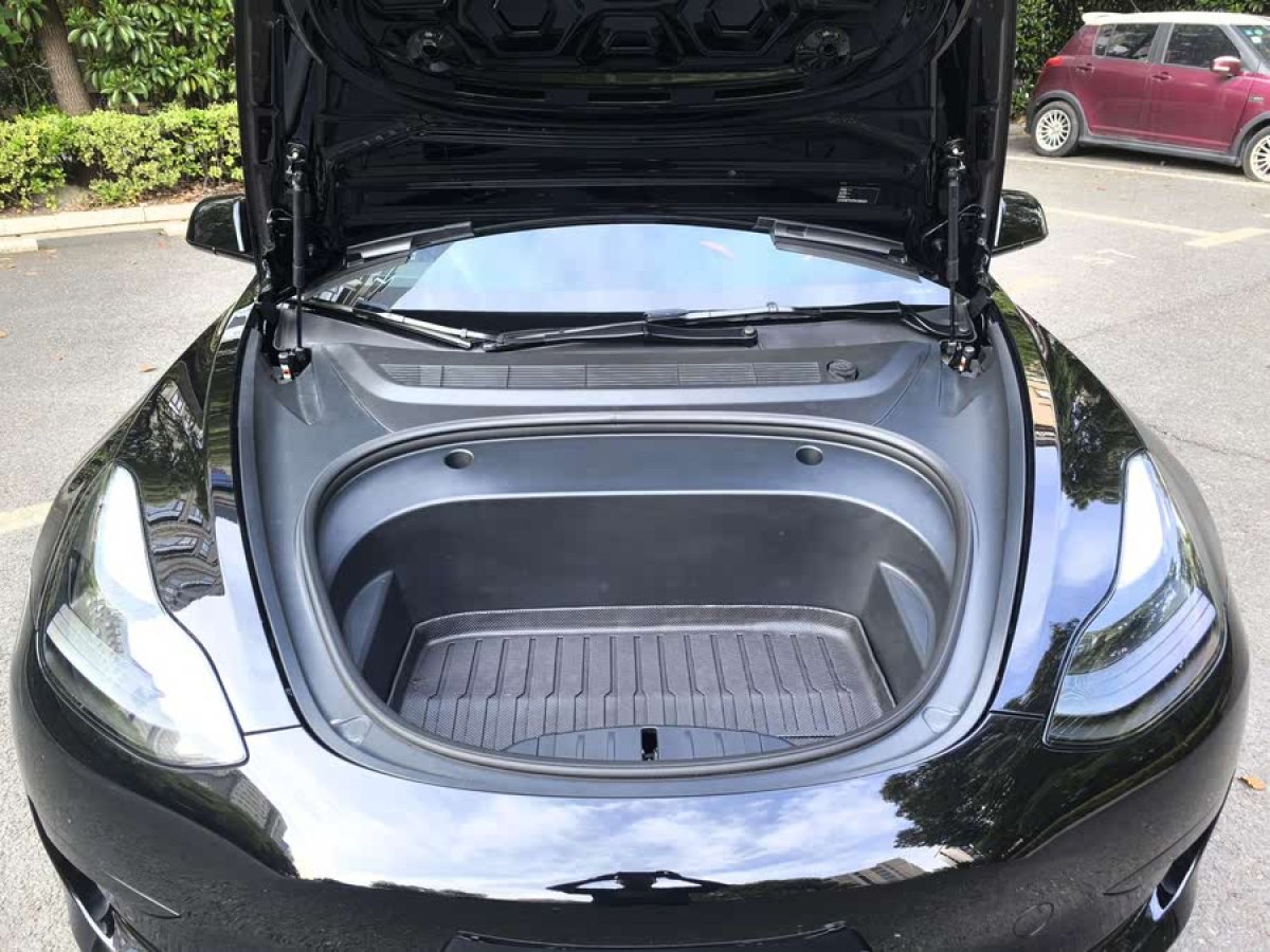 特斯拉 Model 3  2023款 煥新版 后輪驅(qū)動圖片