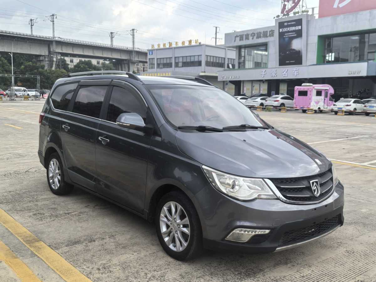 寶駿 730  2014款 1.5L 手動舒適型 7座圖片