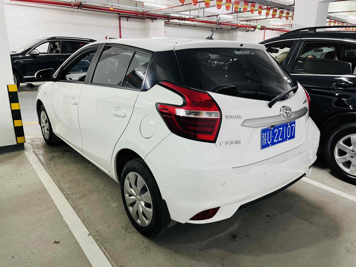 豐田 YARiS L 致炫  2015款 1.5E 自動(dòng)魅動(dòng)版圖片