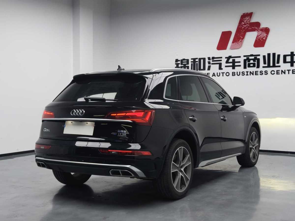 奧迪 奧迪Q5L  2022款 改款 45T 豪華動感型圖片