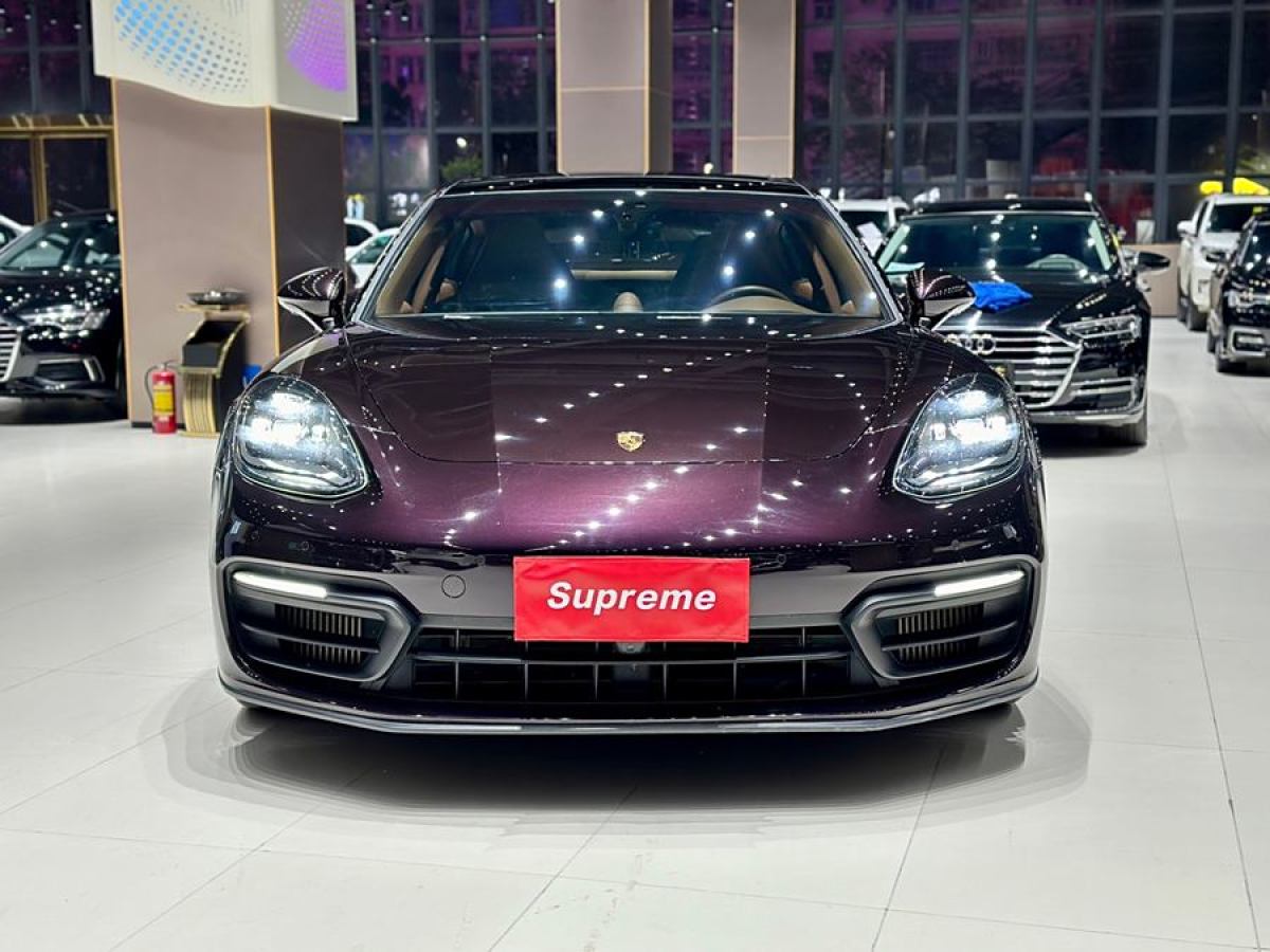 保時(shí)捷 Panamera  2021款 Panamera 4 行政加長(zhǎng)版 2.9T圖片