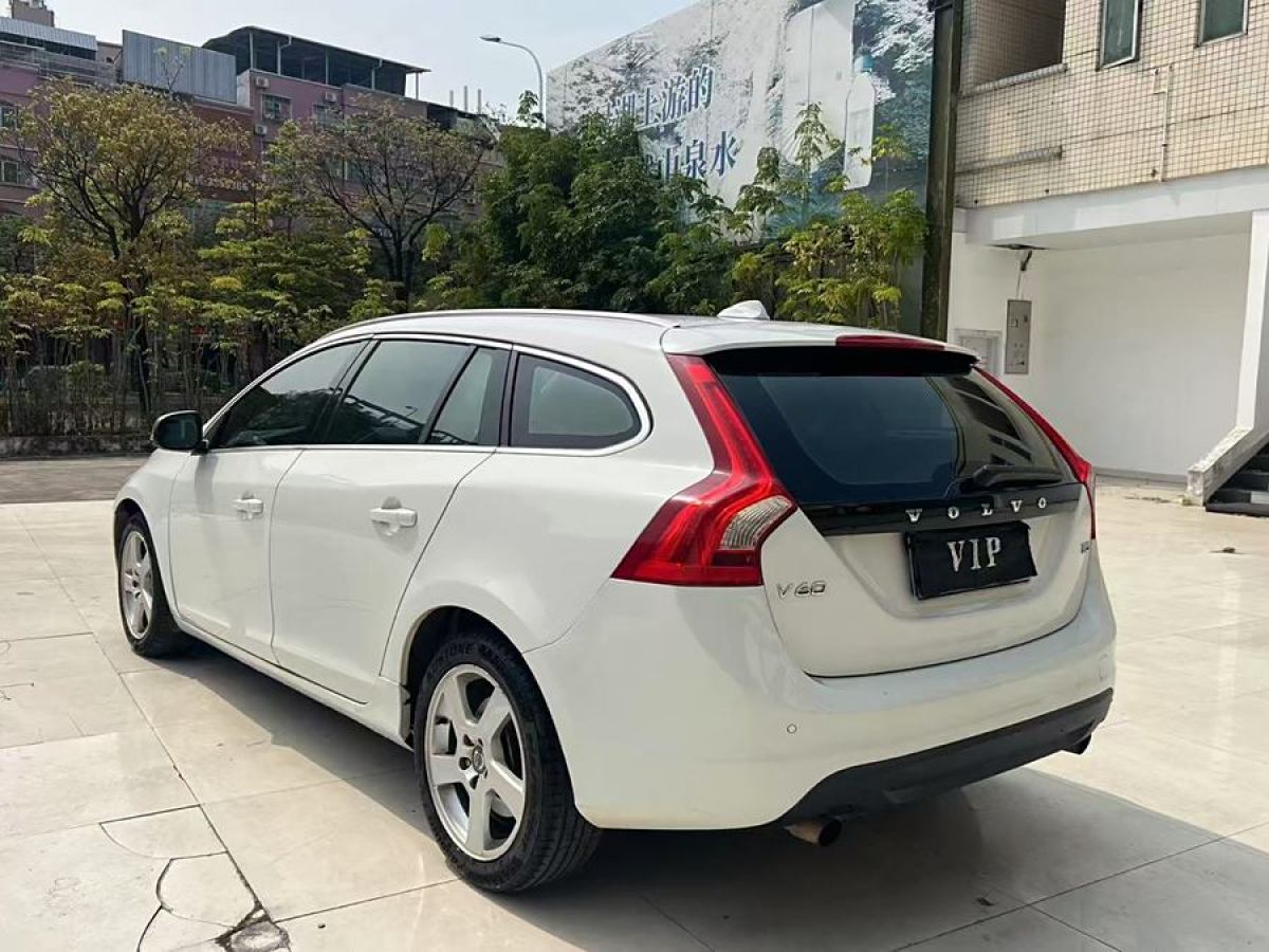 沃爾沃 V60  2013款 T5 舒適版圖片