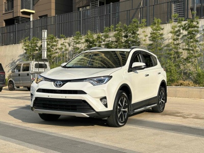 2017年11月 豐田 RAV4 榮放 2.0L CVT四驅(qū)新銳版圖片