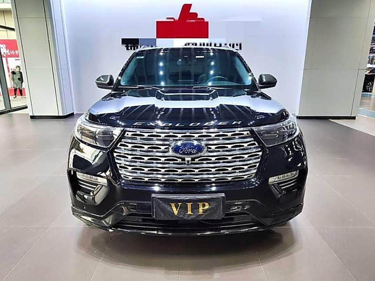 福特 探險(xiǎn)者  2023款 EcoBoost 285 四驅(qū)鈦金版 6座圖片