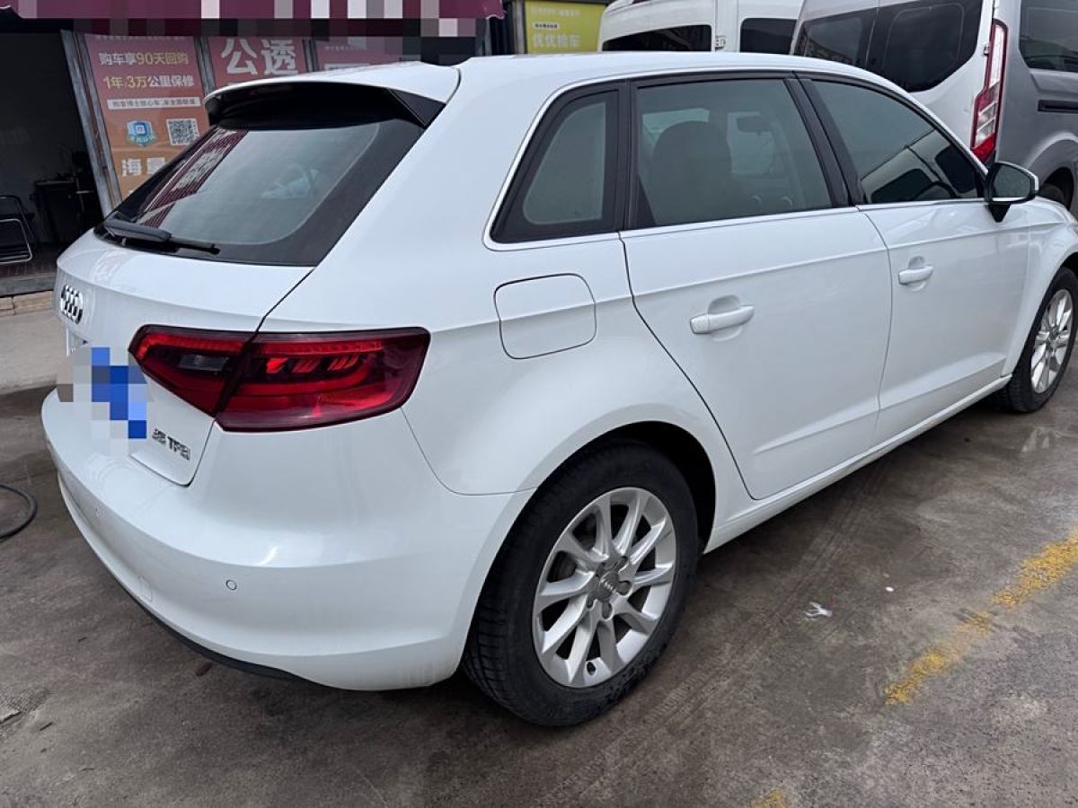 奧迪 奧迪A3  2016款 Sportback 35 TFSI 領(lǐng)英型圖片