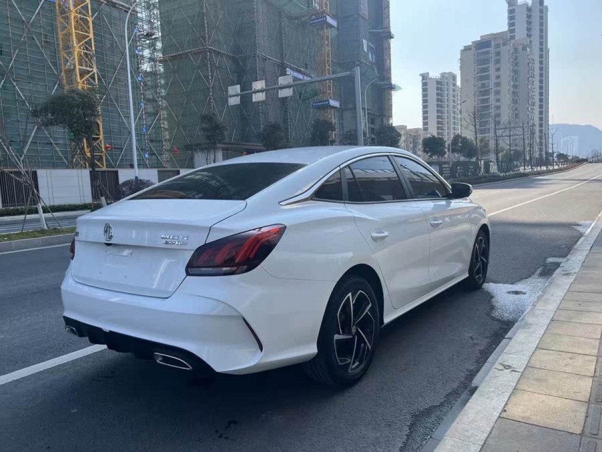 名爵 名爵5  2021款 改款 300TGI DCT青奢豪享版圖片