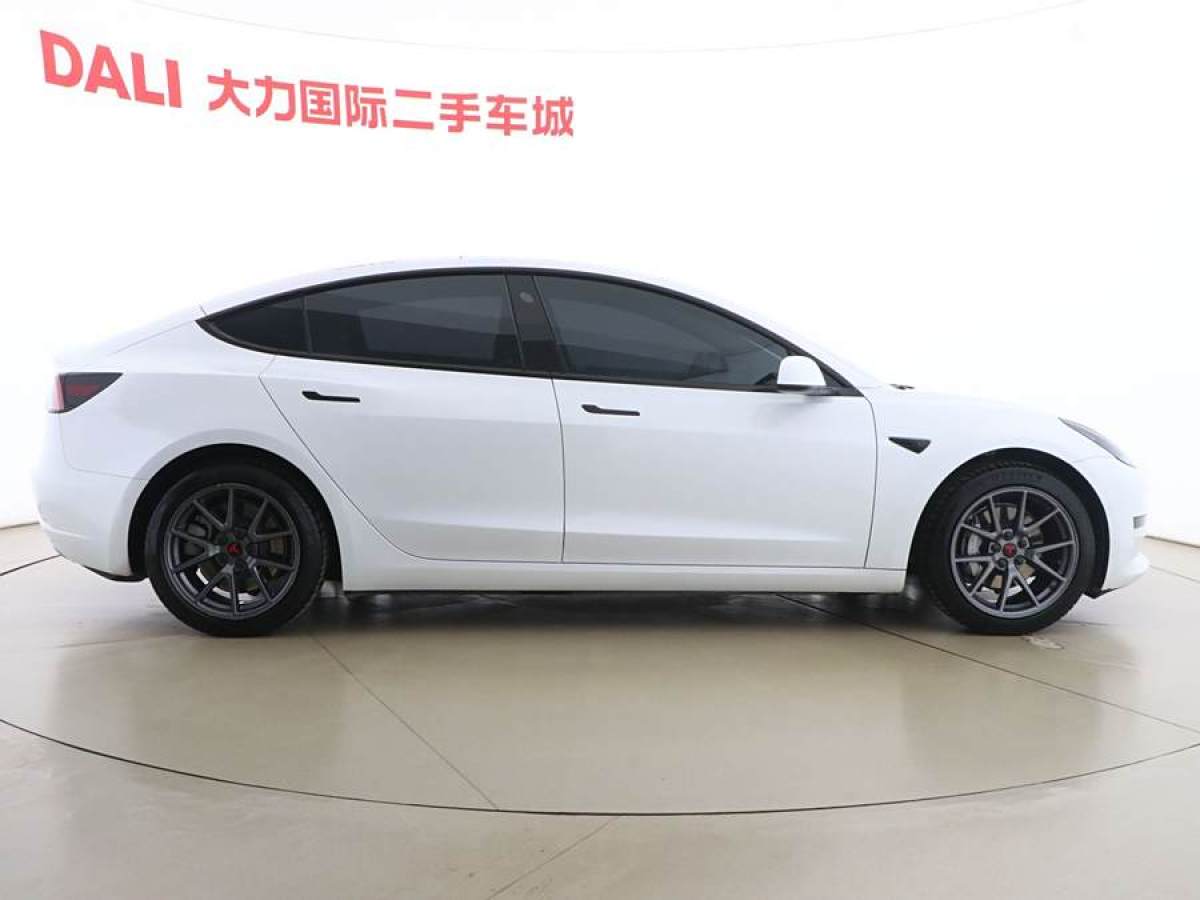 特斯拉 Model Y  2022款 改款 后輪驅(qū)動版圖片