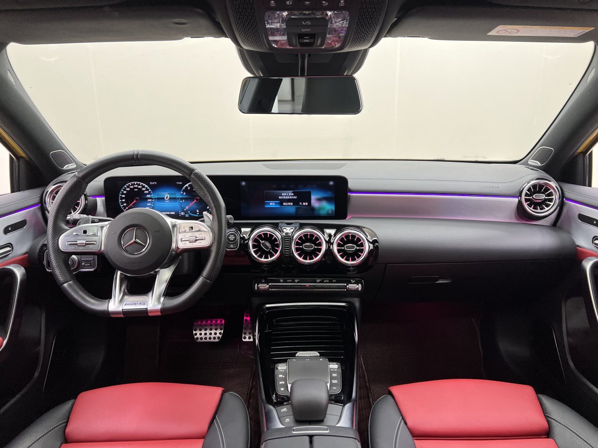 2022年1月奔馳 奔馳A級(jí)AMG  2020款 AMG A 35 4MATIC