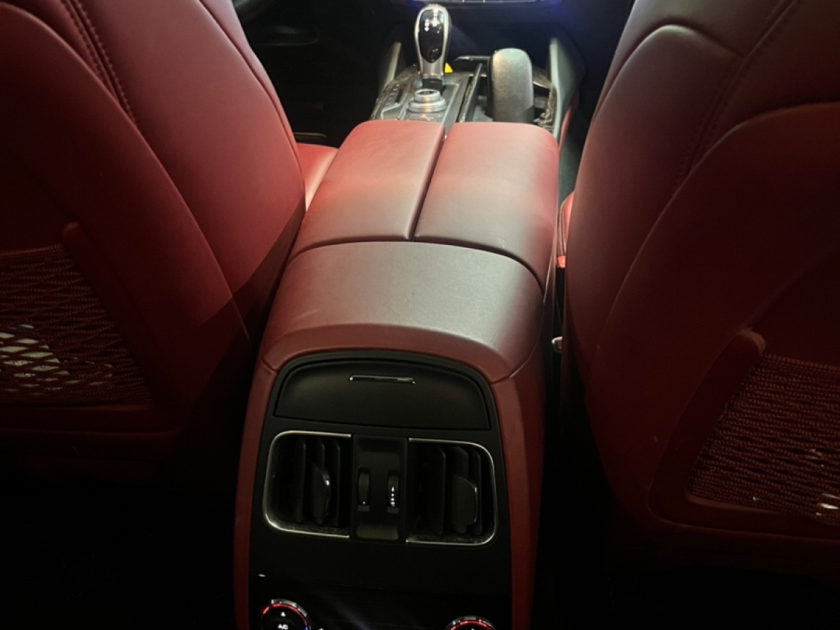 瑪莎拉蒂 Levante  2016款 3.0T Levante圖片
