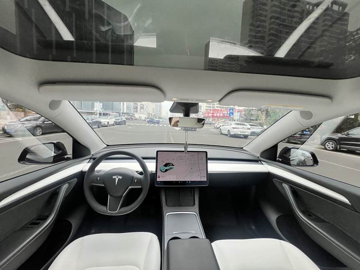 特斯拉 Model 3  2021款 改款 標準續(xù)航后驅(qū)升級版圖片