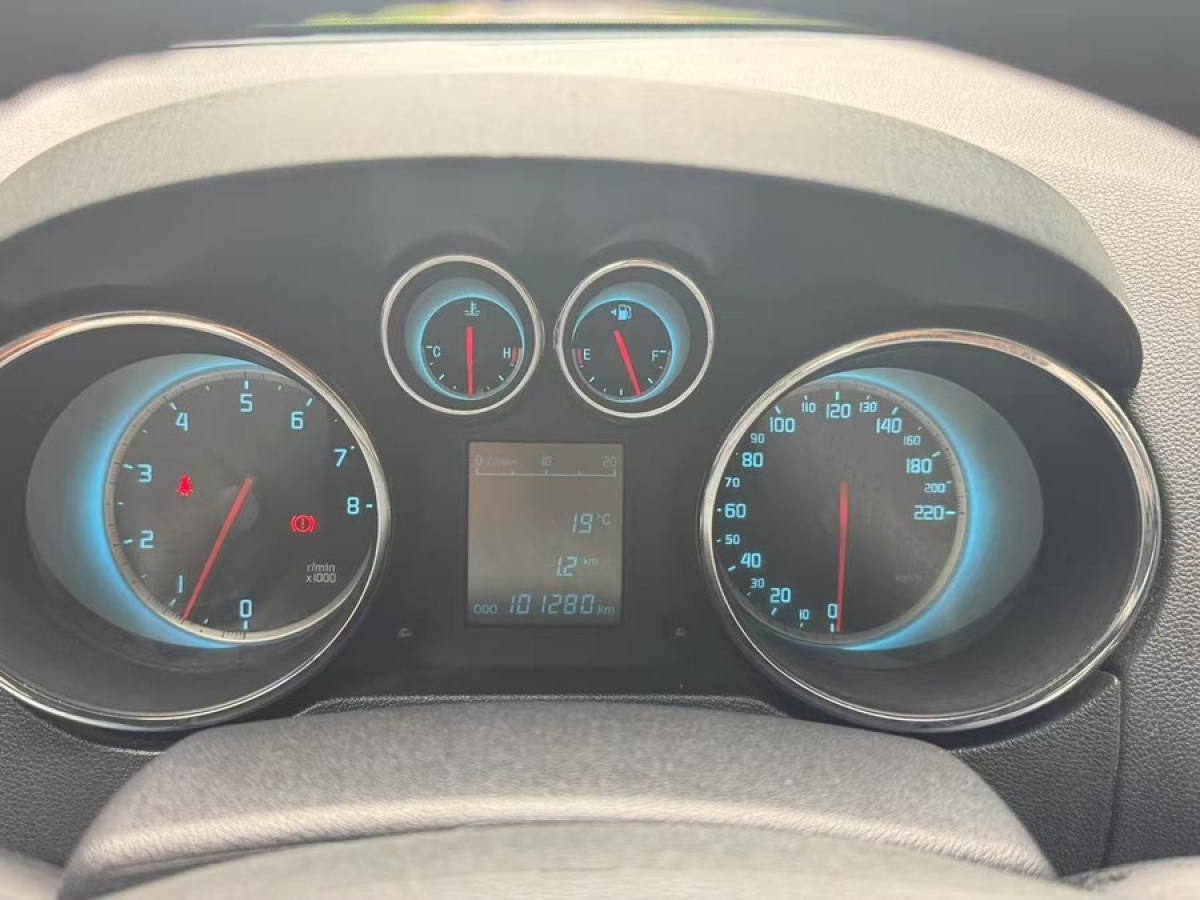 長安 CS35  2014款 1.6L 手動豪華型 國IV圖片