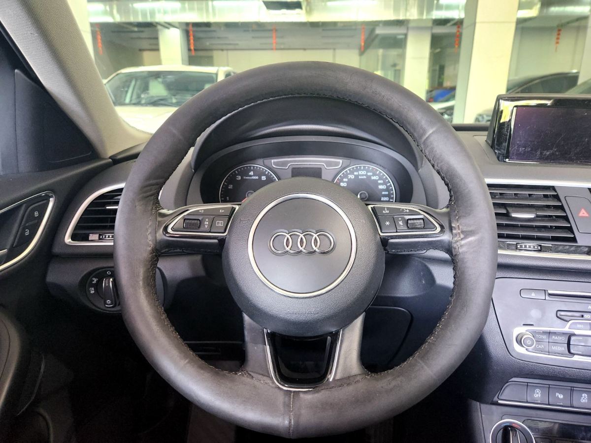 奧迪 奧迪Q3  2015款 Q3 2.0TFSI 35TFSI quattro 技術型圖片