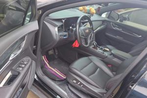 XT5 凱迪拉克 