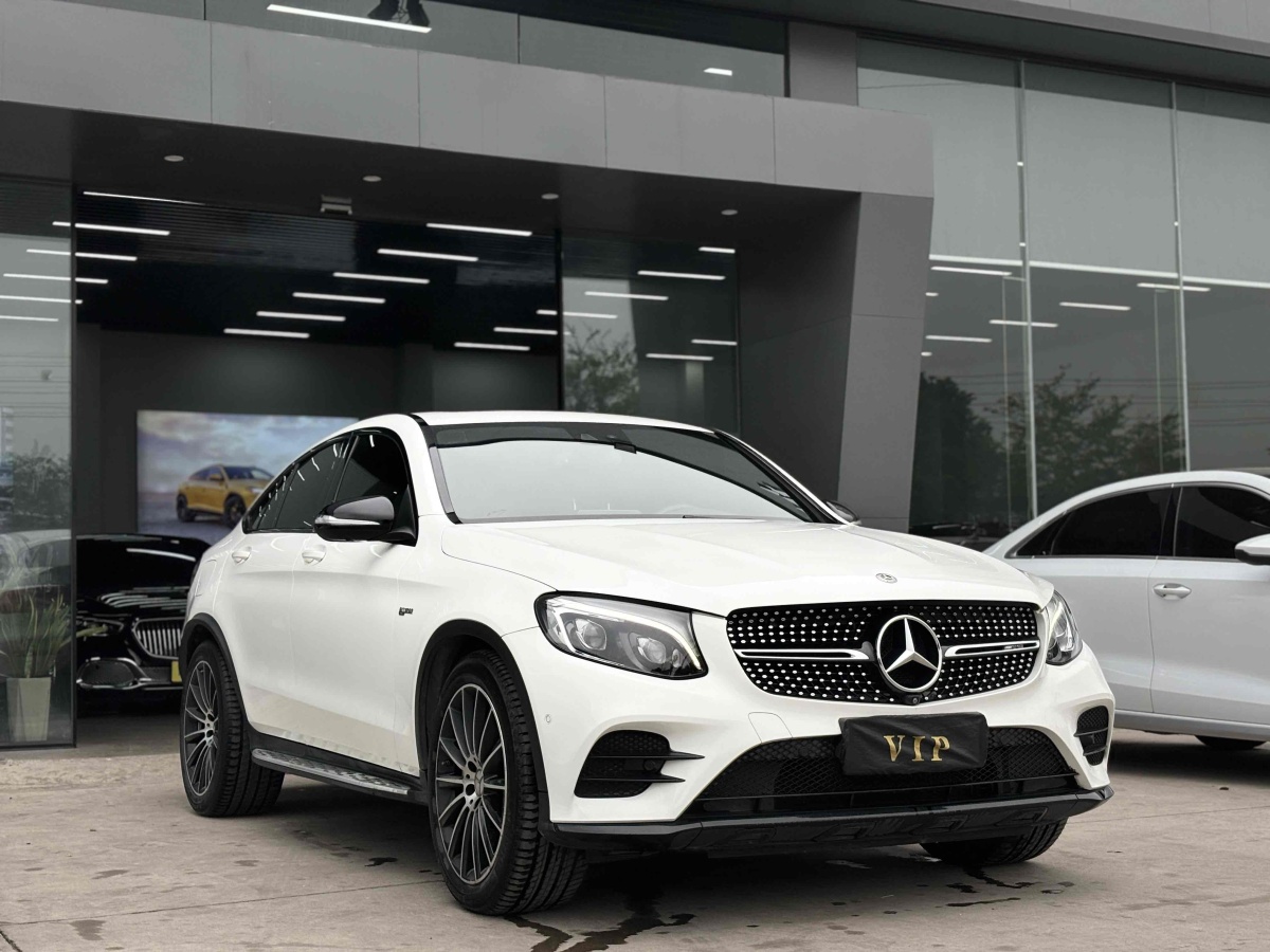 2018年6月奔馳 奔馳GLC轎跑 AMG  2017款 AMG GLC 43 4MATIC 轎跑SUV