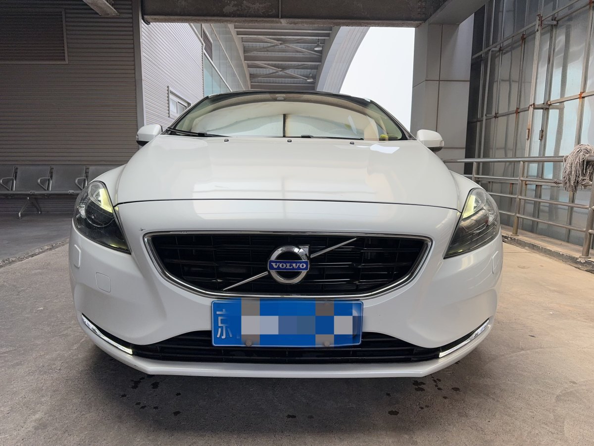 沃爾沃 V40  2015款 1.6T 智逸版圖片