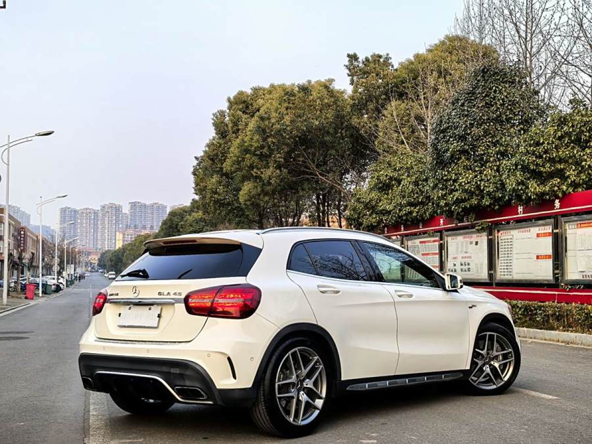 奔馳 奔馳GLA AMG  2017款 改款 AMG GLA 45 4MATIC圖片